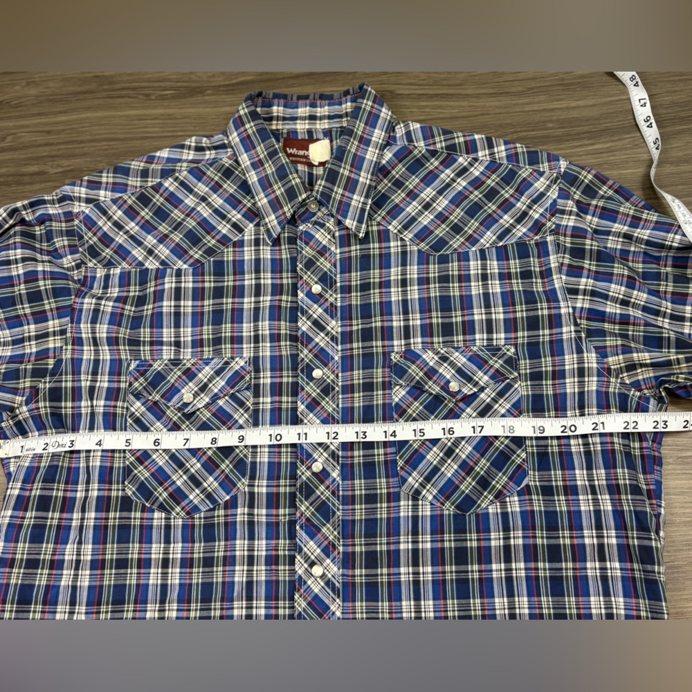 Vtg Wrangler Pearl Snap Blue Plaid Button Down - no size tag see measurements - Picture 3 of 6